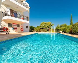 Apartment With Panoramic Views On The Edge Of A Peaceful Village - Neo Chorio - Pool