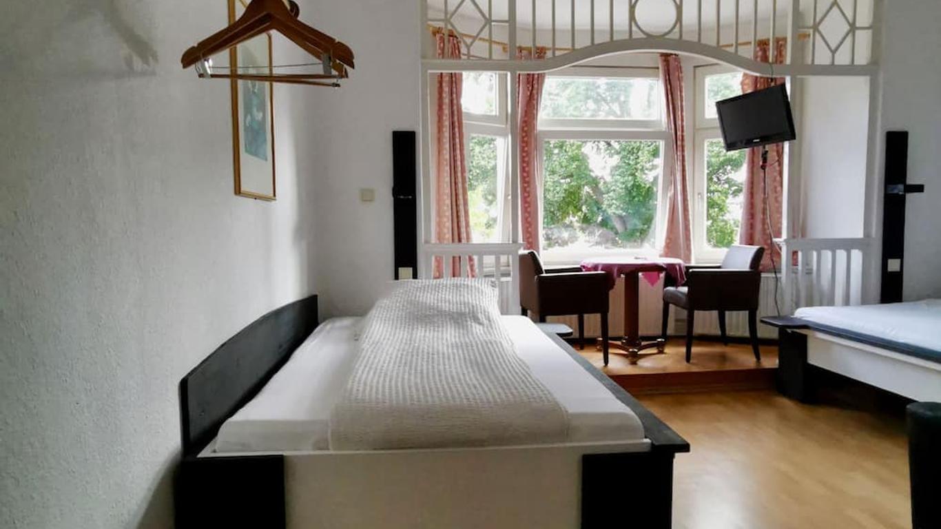Pension Akropolis