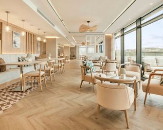 Hotel Indigo Torquay by IHG - Torquay - Bar
