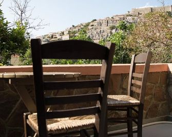 Olive Press Hotel - Míthymna - Balcony