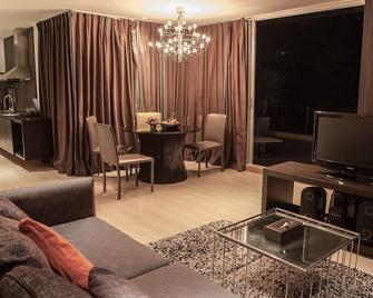 Manita Boutique Hotel - Pattaya - Living room