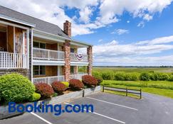 Misty Harbor Resort - Wells - Gebouw
