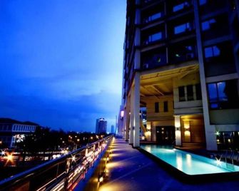 Mandarin Plaza Hotel - Cebu