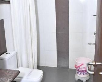 Hotel Impress By Rmr Hotels - Niu Đê-li