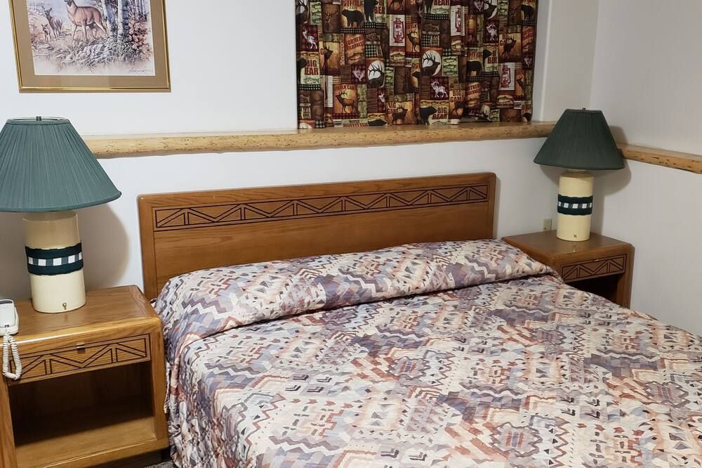 Unit 21 Hotel Room near Yellowstone - Island Park - Slaapkamer