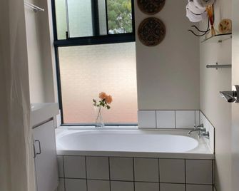 Forest Retreat Bed And Breakfast - Margaret River - Bad