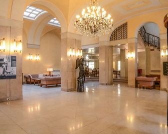Hotel Vittoria - Brescia - Lobby