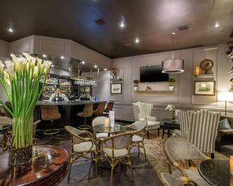 هوتل دان كارلتون كويتو - كويتو - بار