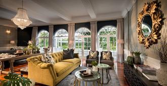 The Manor House at Fancourt - George - Living room