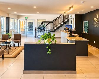 Quality Inn & Suites near Downtown Bakersfield - Bakersfield - Recepce