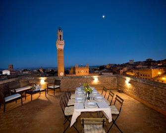 Torre Del Campo - Siena - Dining room