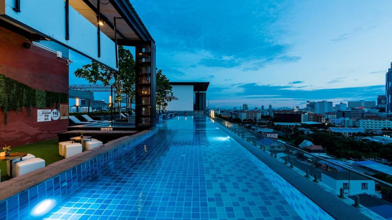 T Pattaya Hotel By Pcl