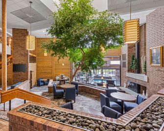 Best Western Plus Landmark Inn & Pancake House - Park City - Lobby