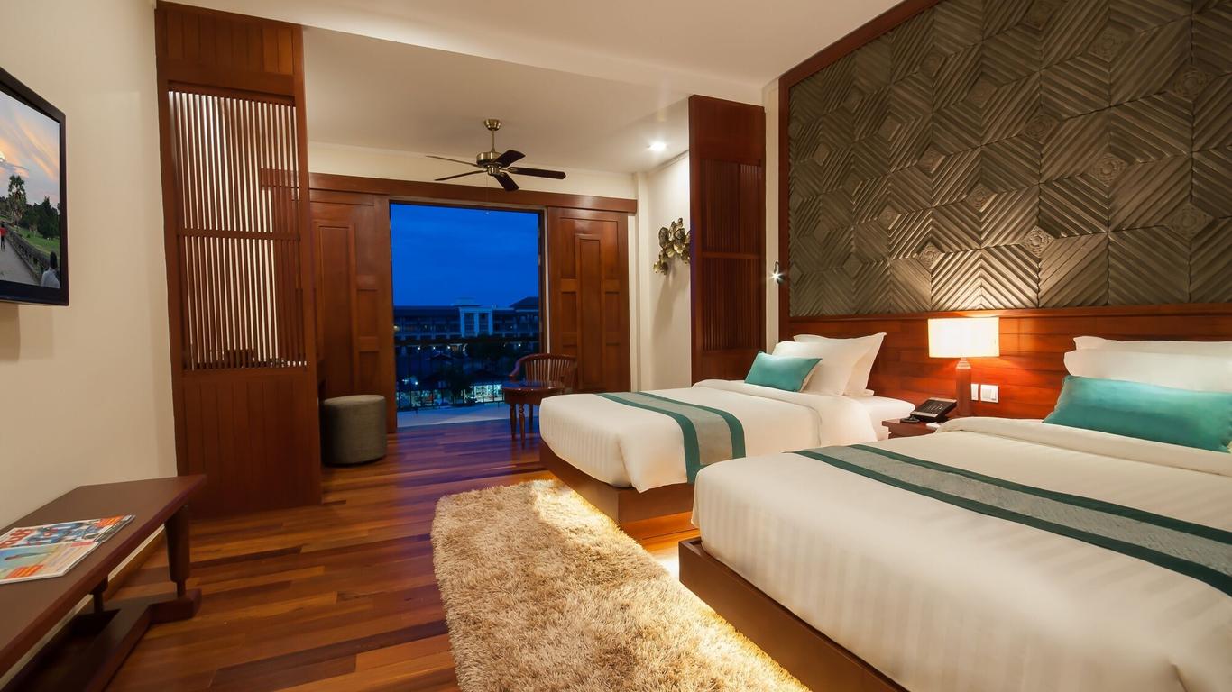 لوتس بلانك هوتل