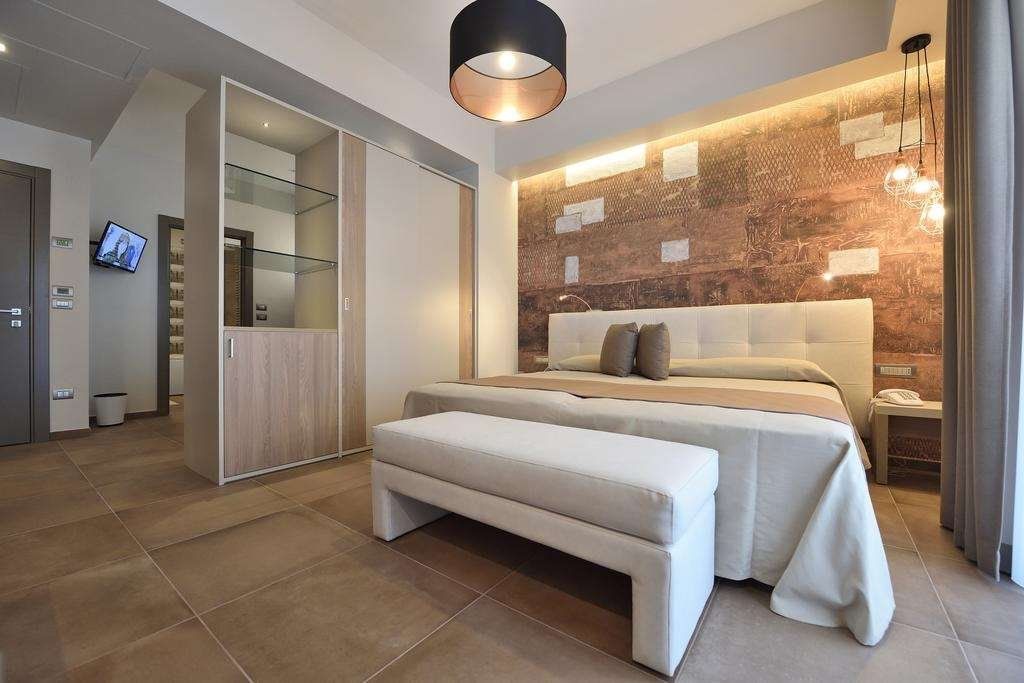 بياترا دي لونا هوتل