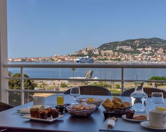 Best Western Plus Ajaccio Amiraute - Ajaccio - Balcón