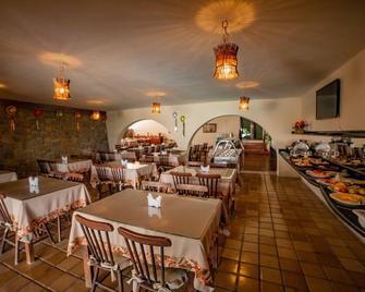 Hotel Tres Palmeiras - Gravatá - Restaurant
