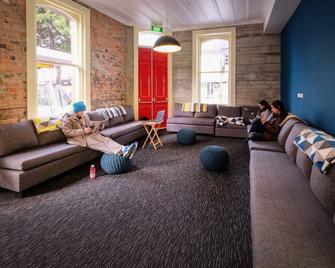 Haka House Auckland K'Road - Ώκλαντ - Σαλόνι