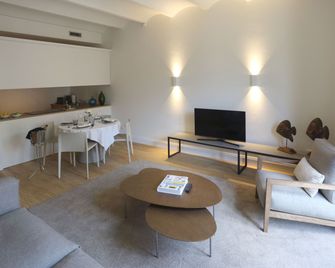 Apartaments Plaça Del Vi - Gérone - Salon