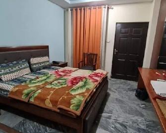 Hotel Da Ville - Abbottabad - Habitación