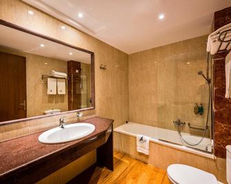 Mediterranean Beach Resort - Laganas - Makuuhuone