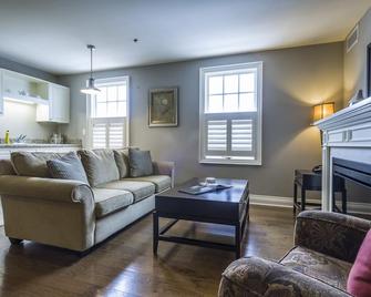 Rawley Resort, Spa & Marina - Port Severn - Sala de estar