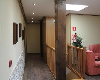 Oianume - אורנייטה - מסדרון