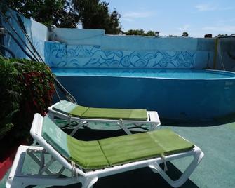 Casa Jorge Y Alicia - Cienfuegos - Piscina