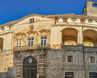 B&b Piazza Kolbe - Acquaviva delle Fonti - Edificio