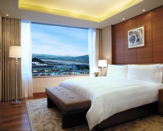 LOTTE City Hotel Gimpo Airport - Seoel - Slaapkamer