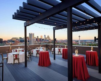 Fairfield Inn by Marriott Denver Downtown - Denver - Balcón