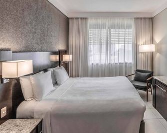 Hotel Deville Prime Cuiabá - Cuiabá