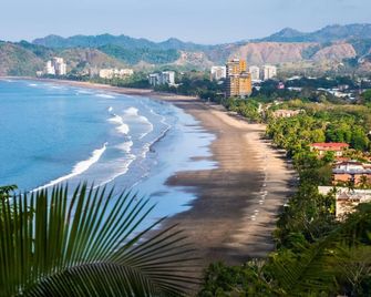 Tropical Garden Hotel - Jaco - Pláž