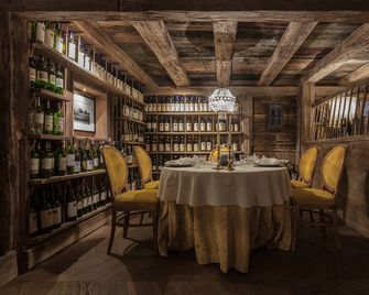 Hotel La Perla: The Leading Hotels of the World - Corvara in Badia - Ravintola