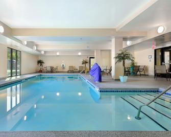 Hampton Inn & Suites Adairsville-Calhoun Area - Adairsville - Pool