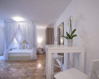 Apartments Captain's Villa - Будва - Спальня