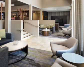 Courtyard by Marriott San Mateo Foster City - Foster City - Sala de estar