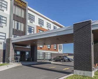 Quality Inn Sept-Iles - Sept Iles - Edificio