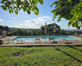 Finestra Della Val D'Orcia - Contignano - Piscina