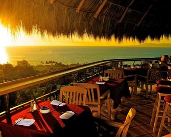 Casa Isabel a Boutique Hilltop Inn - Puerto Vallarta - Restaurant