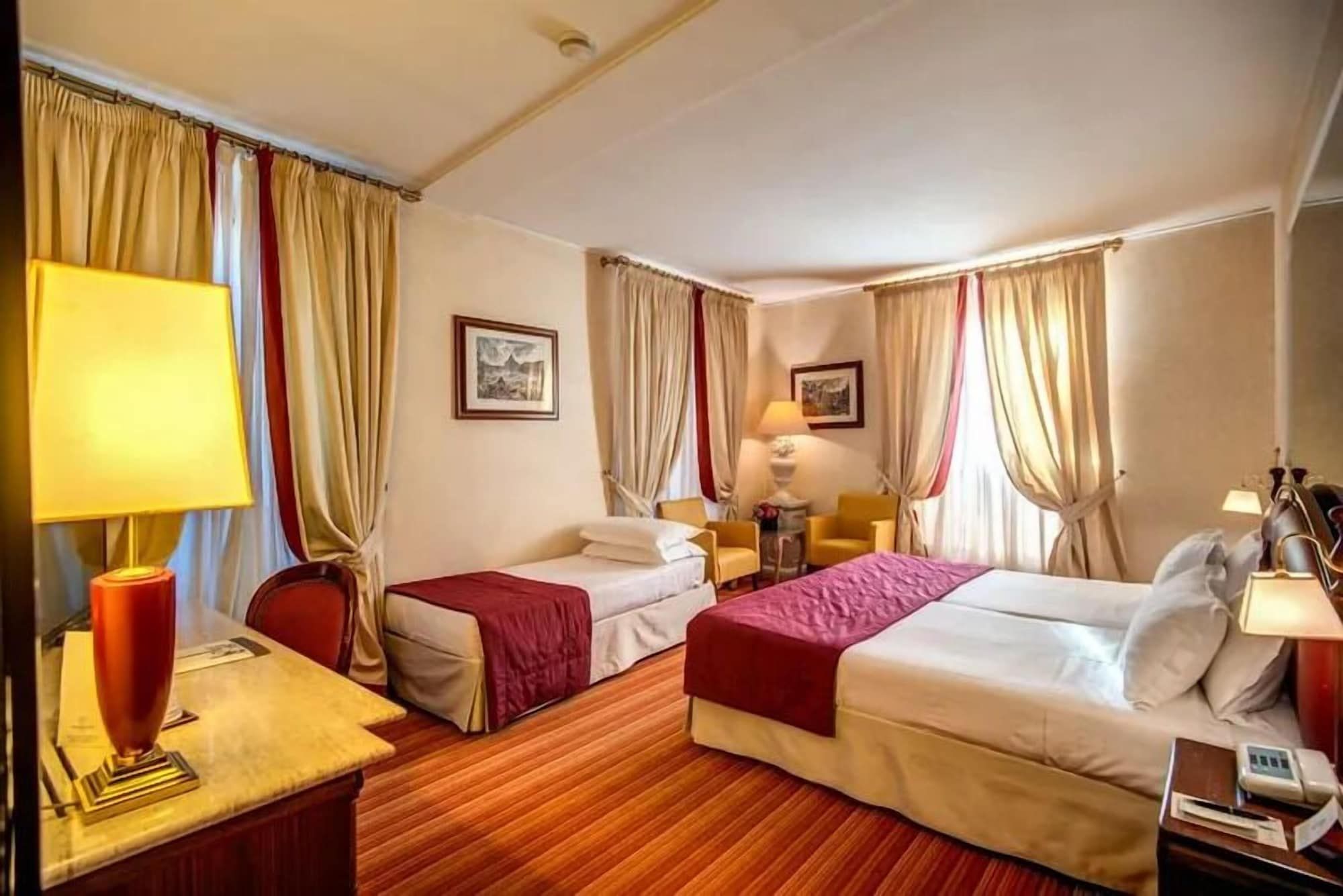 كولونا بالاس هوتل - روما - غرفة نوم