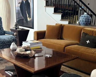 3-bedroom townhome in Cherry Creek Denver location Walk to shops & restaurants - دنفر (كولورادو) - ردهة