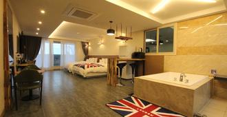 Nova Hotel - Ulsan - Bedroom