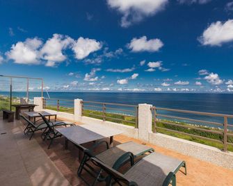 Spray House - Shoufeng Township - Balkong