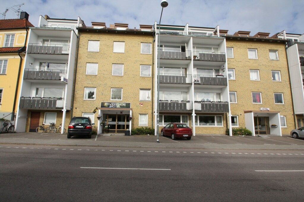 Riverside Hotel & Apartments - Ängelholm - Edificio