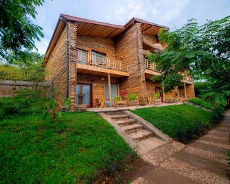 Vintage Cottage - Muhazi - Building