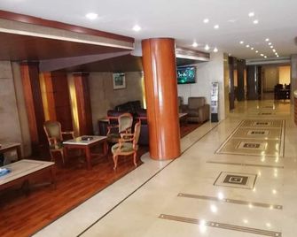 Charles Hotel - Beirut - Lobby