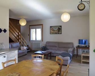 Gîte Soldanelle - 15 Personnes - 'Les Gites Du Chalet' À Autrans - Autrans - Вітальня