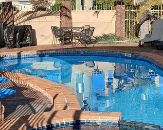 Macintyre Motor Inn - Goondiwindi - Πισίνα
