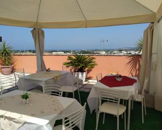 Mirage B&B - Alezio - Ristorante